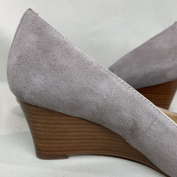 Naturalizer Grey Faux Suede Shoes Size 5 - Picture 9 of 9